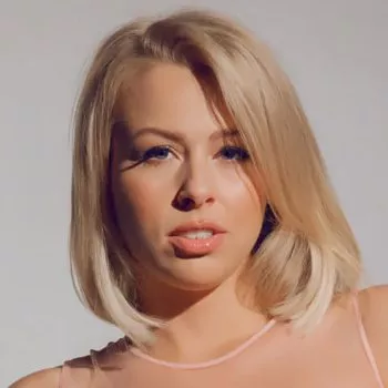 Star du porno Zoey Monroe