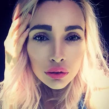 قناة Kendra Jade